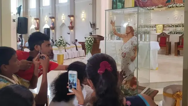 இலங்கையில் தாக்குதல் நடத்தப்பட்ட செபஸ்டியன் தேவாலயம் மீண்டும் திறப்பு