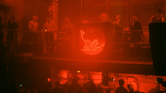 Москвадаги ғайриодатий техно-саҳна Popoff Kitchen Россияда тадбирларини ўтказишни тўхтатишини эълон қилди.