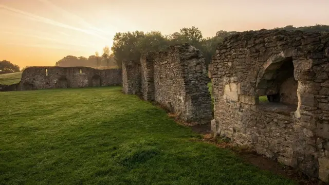 Lesney Abbey