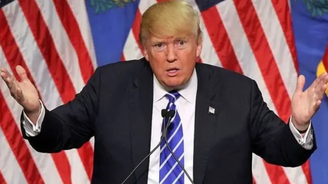 डोनल्ड ट्रंप