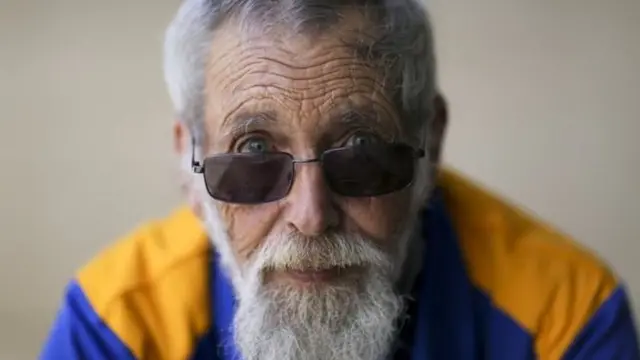 روي جانتيزكي قاد حملة للحصول على التعويضات بعد تعرضه لاعتداء جنسي