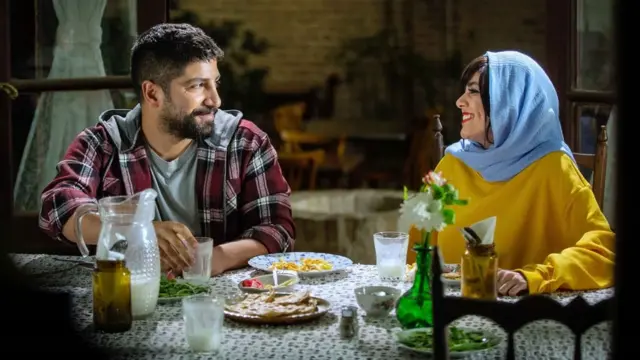 زانیار خسروی و ماهور الورند در سریال حرفه‌ای