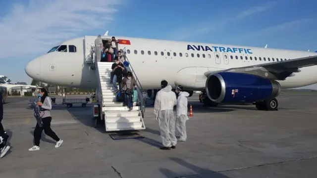 Саламаттык сактоо министрлиги өзүнүн сайтында москвалык дарыгерлерди курулуш компанияларынын өкүлдөрү тосуп алды деп жазды.