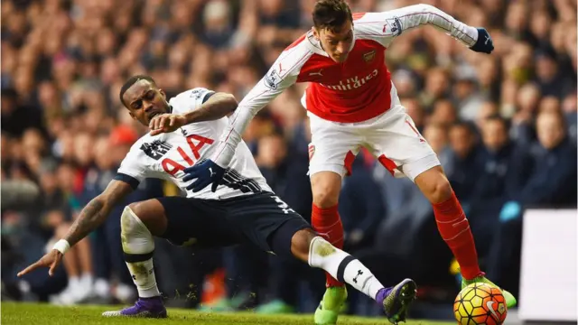 Una acción de un Arseanl v. Tottenham