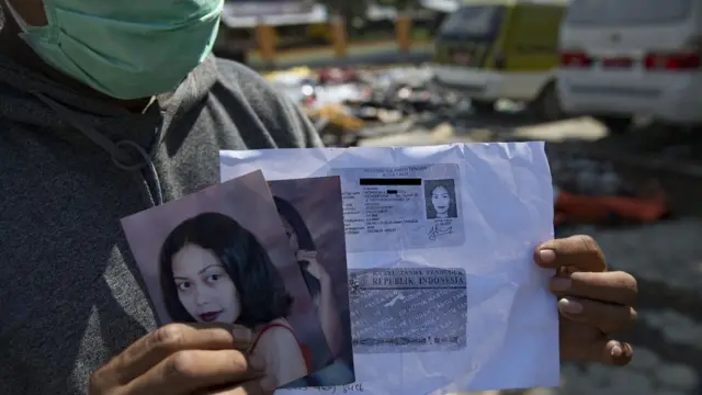 Palu, gempa, tsunami