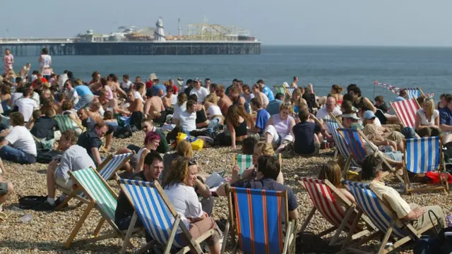 people on brighton beach