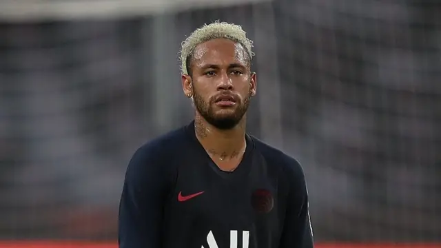 Rutahizamu Neymar wa Paris Saint-Germain mu myitozo