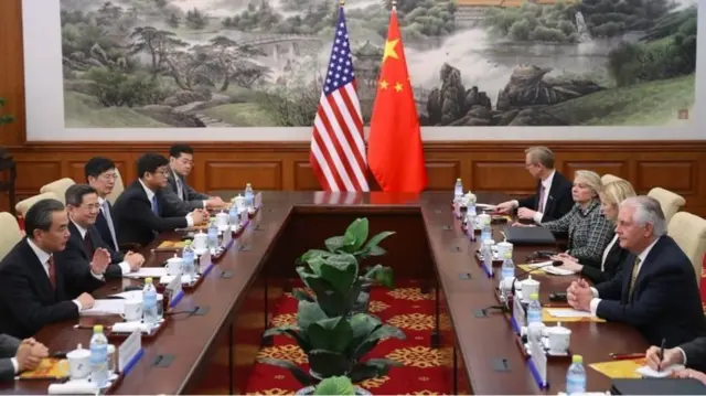 เกาหลีเหนือ, คิม จอง อึน, ขีปนาวุธ, เครื่องยนต์จรวด, จีน