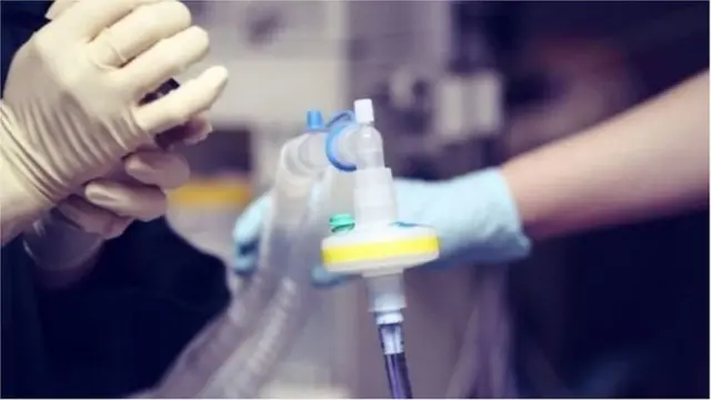 করোনাভাইরাসের প্রকোপ শুরু হওয়ার পর যে যন্ত্রটির কথা সবচেয়ে বেশি শোনা যাচ্ছে তা হলো ভেন্টিলেটর