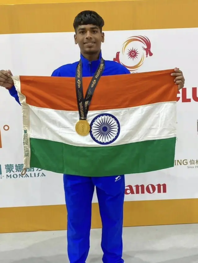 கண்ணகி நகர் கார்த்திகா, குகேஷ், தமிழ்நாடு அரசு, ஊக்கத்தொகை