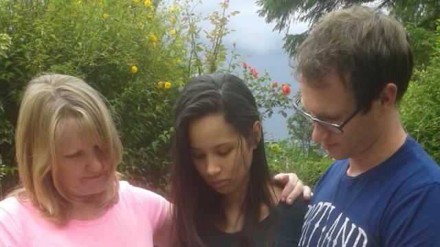 Mãesport recife jogadoresEllis, Deiseane Santiago e Simon Ellis