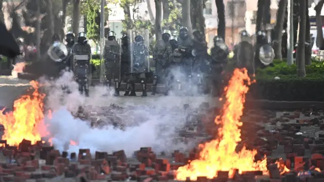 การปะทะกัน