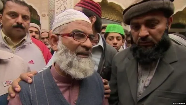 झैनाबचे वडील