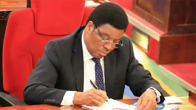 Bwana Majaliwa Kassim Majaliwa,