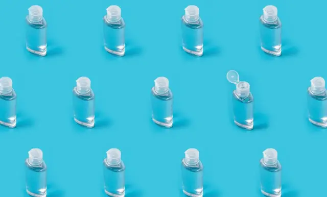 कोरोना वायरस: क्या आप सही सैनिटाइज़र का इस्तेमाल कर रहे हैं?