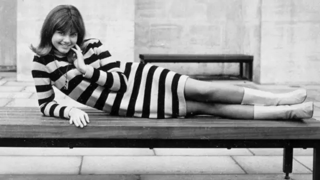 70년대 뉴튼 존 활동 당시 모습