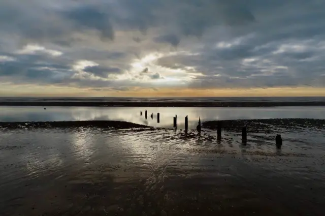 यह तस्वीर ईस्ट ससेक्स की है, जिसे केविन फनल ने बीबीसी को भेजी है.