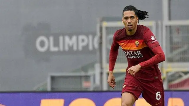 اللاعب كريس سمولينغ الذي يلعب الآن لنادي روما