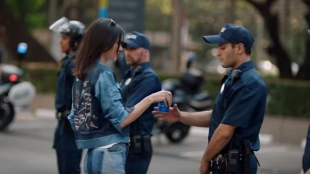 اعلان بيبسي