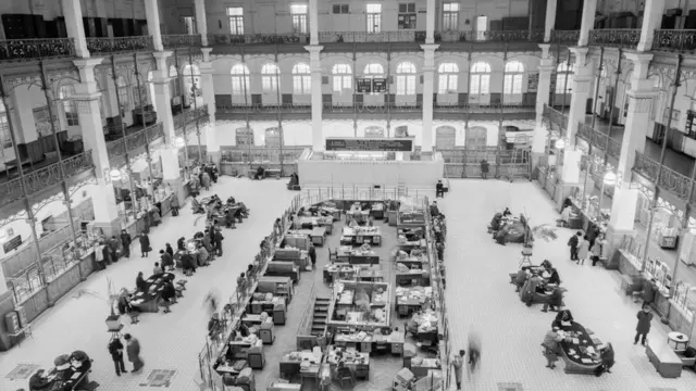 Главный зал Московского почтамта