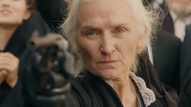 వైలెట్ గిబ్సన్