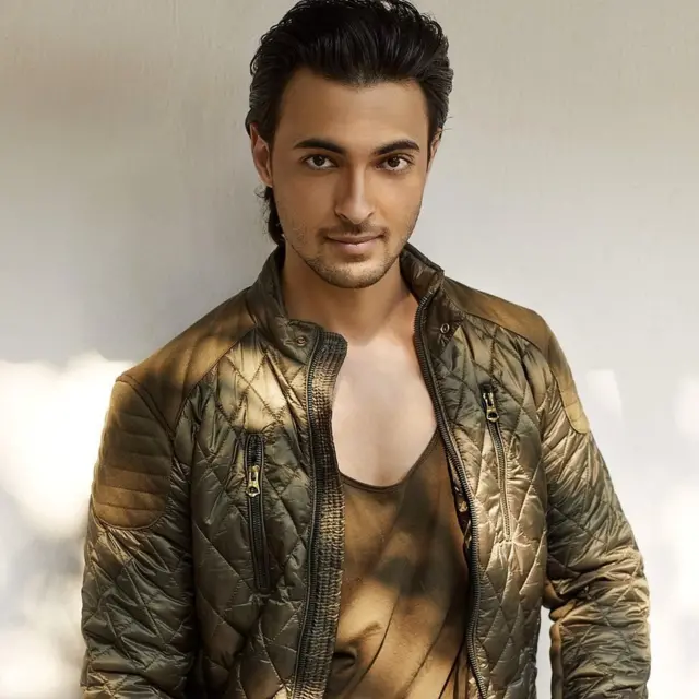 આયુષ શર્મા