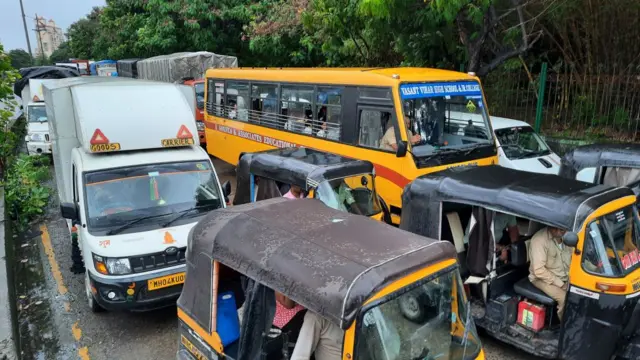 விபத்துகளில் உயிரிழக்கும் குழந்தைகள், ஒவ்வொரு நாளும் 45 மரணங்கள் - தீர்வு என்ன?