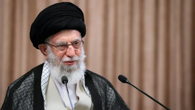 آیت‌الله خامنه‌ای