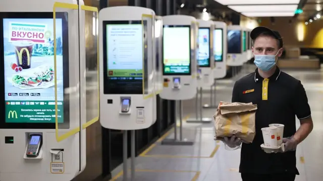 Сотрудник Макдоналдс