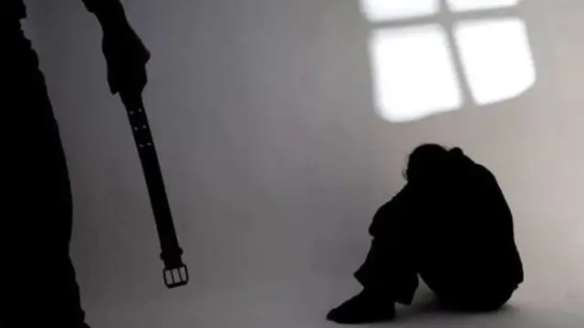 வன்கொடுமை சித்தரிப்பு படம்