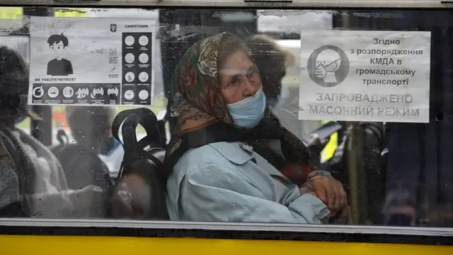 Щоб не збанкрутіти. Столичні маршрутки підвищать ціни і проситимуть владу заборонити роботу транспорту