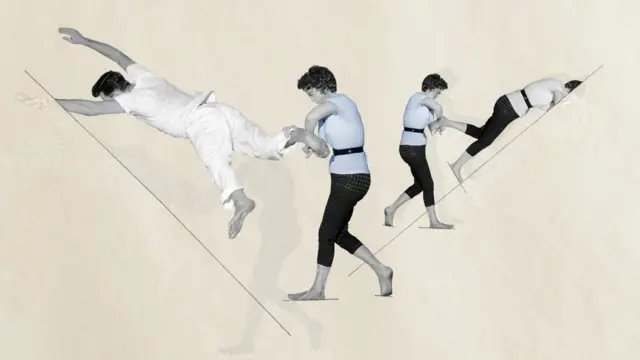 Dalam kasus ekstrim PMDD telah dikaitkan dengan kekerasan oleh perempuan baik terhadap orang lain atau diri mereka sendiri