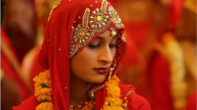 పెళ్లి వేడుకలో ముస్లిం యువతి