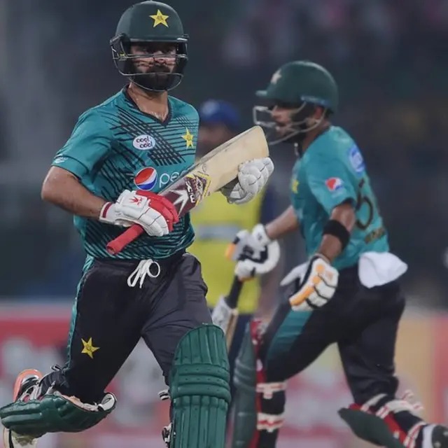 بابر اعظم، احمد شہزاد