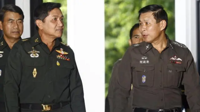 พล.อ.สนธิ กับพล.ต.อ.เสรีพิศุทธ์