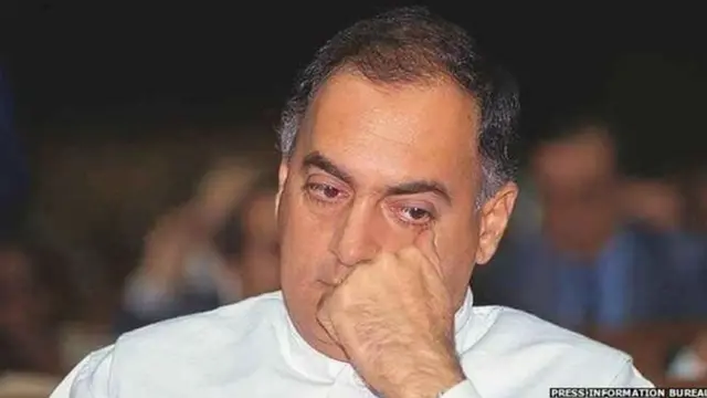 ভারতের সাবেক প্রধানমন্ত্রী রাজীব গান্ধী ১৯৯১ সালের মে মাসে চেন্নাইয়ের কাছে নির্বাচনী প্রচার চালানোর সময় এক আত্মঘাতী বোমা হামলায় নিহত হন ।