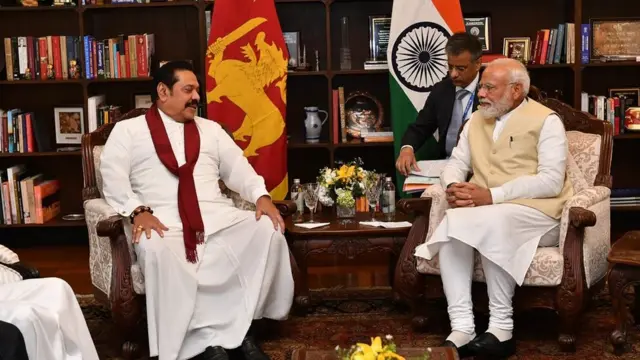 முன்னாள் ஜனாதிபதி மஹிந்த ராஜபக்ஸவிற்கும், இந்திய பிரதமர் நரேந்திர மோதிக்கும் இடையில் இருதரப்பு பேச்சுவார்த்தை இடம்பெற்றது.