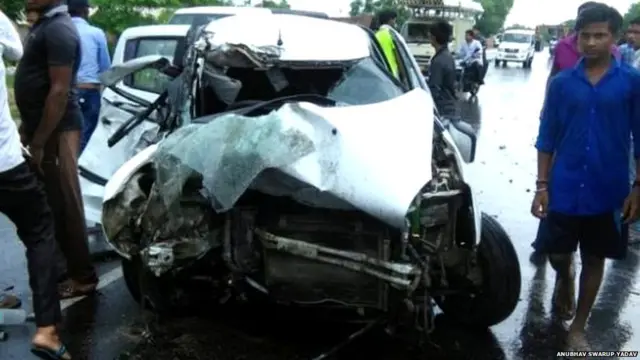 उन्नाव पीड़िता की दुर्घटनाग्रस्त कार