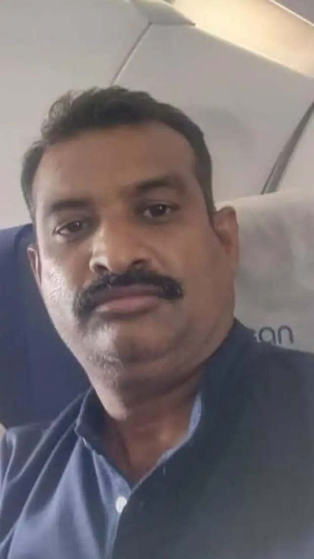 டைமண்ட் சிமென்ட் தொழிற்சாலை ஹைதராபாத்தை தளமாகக் கொண்ட பிரசாதித்யா குழுமத்தால் நடத்தப்படுகிறது.