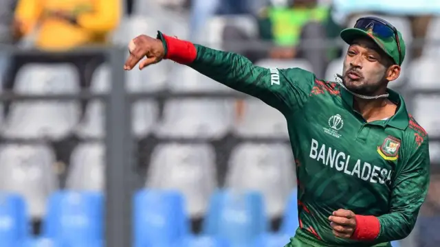 দক্ষিণ আফ্রিকার বিরুদ্ধে ম্যাচে নাজমুল হোসেন শান্ত