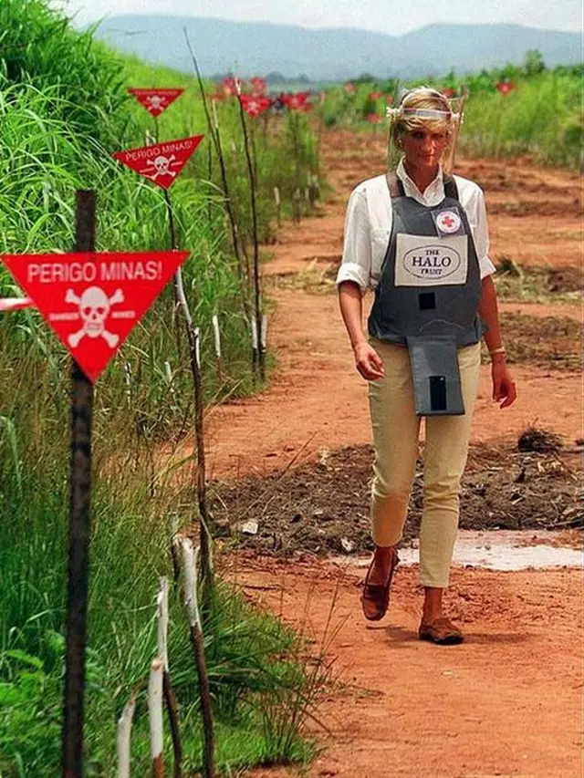 মাইনক্ষেত্রে প্রিন্সেস ডায়ানা