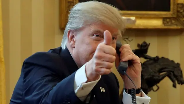 डोनल्ड ट्रंप