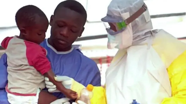 कोरोना, युके, लॉकडाऊन