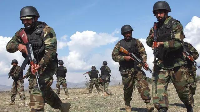 पाकिस्तान सेना