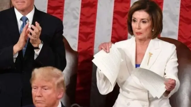 Nancy Pelosi alichana hotuba baada ya Trump kumaliza hotuba yake