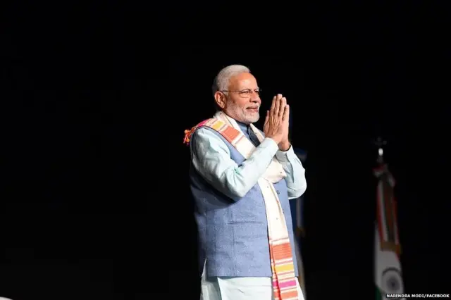 नरेंद्र मोदी