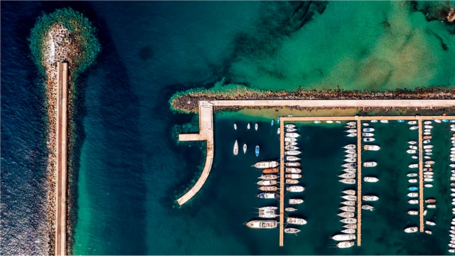 Оползень на подводном склоне Марсили может стать причиной волны 20-метровой высоты, которая обрушится на берега Неаполитанского залива