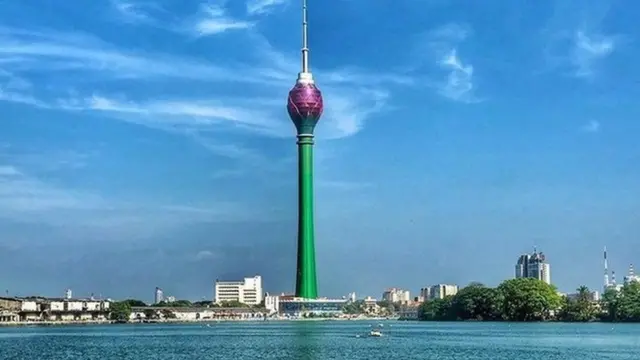 தாமரை கோபுரம்