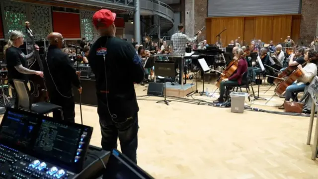 Proba benda i londonskog orkestra