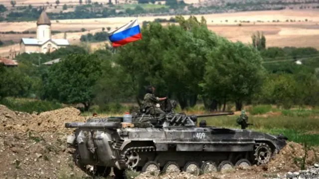 Российские войска в Грузии не скрывали знаков различия